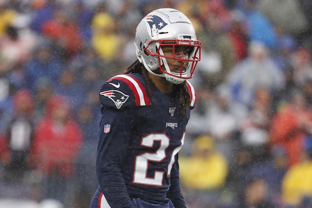 New England Patriots cornerback Stephon Gilmore during an NFL football game against the Cleveland Browns, Sunday, Oct. 27, 2019 in Foxborough, Mass. (Winslow Townson/AP Images for Panini)