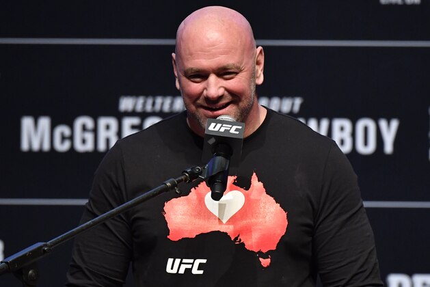 LAS VEGAS, NEVADA - JANUARY 15:  UFC president Dana White interacts with media and fans during the UFC 246 press conference at Pearl Theater at the Palms Casino Resort on January 15, 2020 in Las Vegas, Nevada. (Photo by Jeff Bottari/Zuffa LLC via Getty Images)