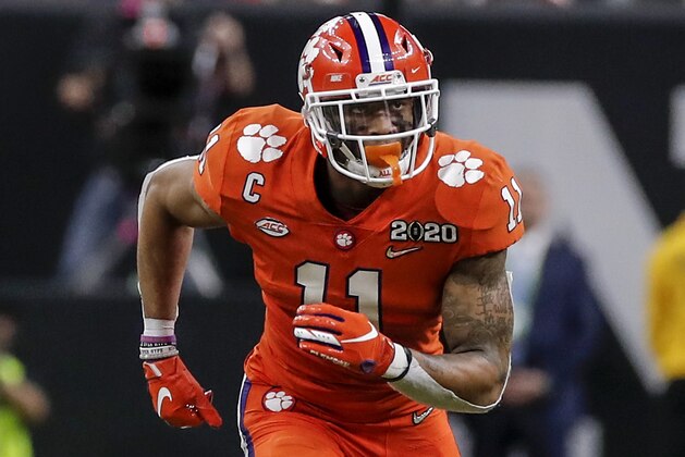NEW ORLEANS, LA - JANUARY 13: Linebacker Isaiah Simmons #11 of the Clemson Tigers during the College Football Playoff National Championship game against the LSU Tigers at the Mercedes-Benz Superdome on January 13, 2020 in New Orleans, Louisiana. LSU defeated Clemson 42 to 25. (Photo by Don Juan Moore/Getty Images)