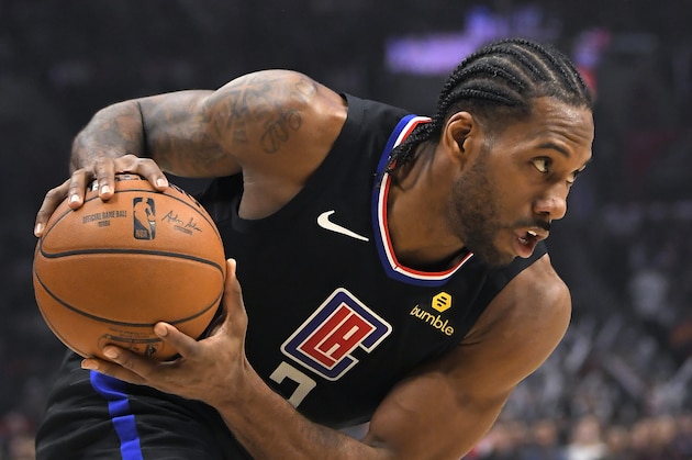 Los Angeles Clippers forward Kawhi Leonard moves toward the basket during the second half of an NBA basketball game against the Denver Nuggets Friday, Feb. 28, 2020, in Los Angeles. The Clippers won 132-103. (AP Photo/Mark J. Terrill)