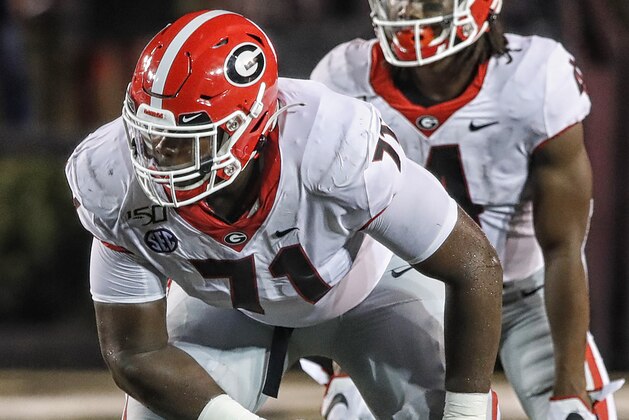 NASHVILLE, TENNESSEE - AUGUST 31:  Andrew Thomas #71 of the Georgia Bulldogs plays against the Vanderbilt Commodores at Vanderbilt Stadium on August 31, 2019 in Nashville, Tennessee. (Photo by Frederick Breedon/Getty Images)