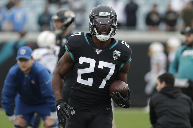 Jacksonville Jaguars running back Leonard Fournette warms up before an NFL football game against the Los Angeles Chargers, Sunday, Dec. 8, 2019, in Jacksonville, Fla. (AP Photo/John Raoux)