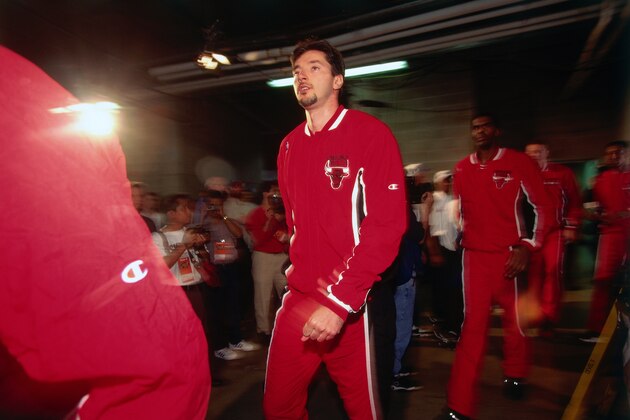 SALT LAKE CITY, UT - JUNE 8: Toni Kukoc #7 of the Chicago Bulls is seen before the game against the Utah Jazz on June 8, 1997 at the Delta Center in Salt Lake City, UT. NOTE TO USER: User expressly acknowledges and agrees that, by downloading and/or using this photograph, user is consenting to the terms and conditions of the Getty Images License Agreement. Mandatory Copyright Notice: Copyright 1997 NBAE (Photo by Barry Gossage/NBAE via Getty Images)