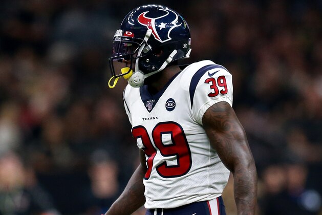 NEW ORLEANS, LOUISIANA - SEPTEMBER 09: Tashaun Gipson #39 of the Houston Texans looks on during a NFL game against the New Orleans Saints at the Mercedes Benz Superdome on September 09, 2019 in New Orleans, Louisiana. (Photo by Sean Gardner/Getty Images)