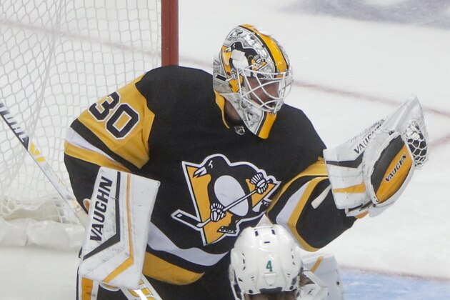 Pittsburgh Penguins goaltender Matt Murray (30) plays against the Dallas Stars during an NHL hockey game, Friday, Oct. 18, 2019, in Pittsburgh. (AP Photo/Keith Srakocic)