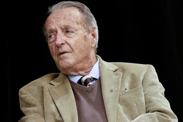 Retired Florida State coach Bobby Bowden listens to a question during a Rotary Club luncheon in Omaha, Neb., Wednesday, Jan. 10, 2018. The 88-year-old Bowden was in Omaha to accept the Tom Osborne Legacy Award as part of the Outland Trophy banquet. Bowden coached Florida State from 1976-2009 and won national championships in 1993 and 1999. His Seminoles beat Osborne's Nebraska team 18-16 in the Orange Bowl after the 1993 season for the first of his two national championships. (AP Photo/Nati Harnik)
