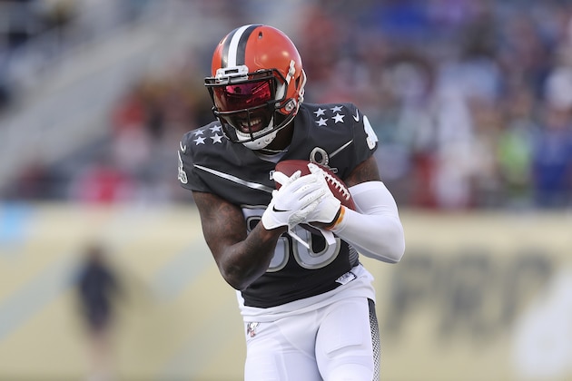 AFC wide receiver Jarvis Landry, of the Cleveland Browns, runs the ball up the field during the NFL Pro Bowl football game against the NFC, Sunday, Jan. 26, 2020, in Orlando, Fla. (AP Photo/Steve Luciano)