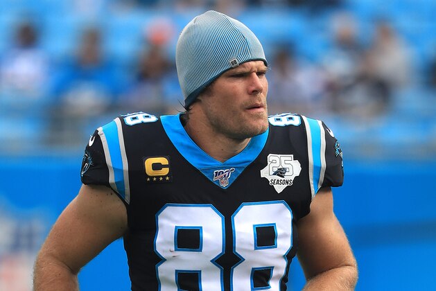 CHARLOTTE, NORTH CAROLINA - DECEMBER 29: Greg Olsen #88 of the Carolina Panthers runs onto the field against the New Orleans Saints during their game at Bank of America Stadium on December 29, 2019 in Charlotte, North Carolina. (Photo by Streeter Lecka/Getty Images)
