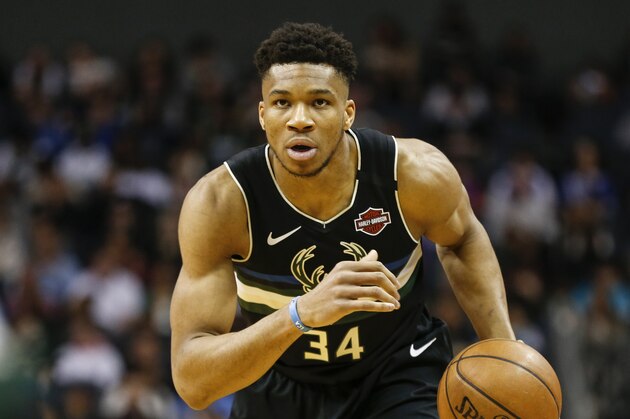 Milwaukee Bucks forward Giannis Antetokounmpo runs the offense against the Charlotte Hornets in the first half of an NBA basketball game in Charlotte, N.C., Sunday, March 1, 2020. Milwaukee won 93-85. (AP Photo/Nell Redmond) Milwaukee Bucks forward Giannis Antetokounmpo runs the offense against the Charlotte Hornets in the first half of an NBA basketball game in Charlotte, N.C., Sunday, March 1, 2020. Milwaukee won 93-85. (AP Photo/Nell Redmond)