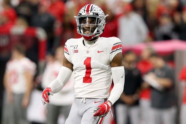 INDIANAPOLIS, INDIANA - DECEMBER 07: Jeff Okudah #01 of the Ohio State Buckeyes in action in the Big Ten Championship game against the Wisconsin Badgers at Lucas Oil Stadium on December 07, 2019 in Indianapolis, Indiana. (Photo by Justin Casterline/Getty Images)
