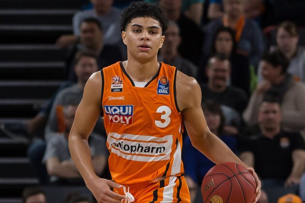 ULM, GERMANY - MARCH 08: (BILD ZEITUNG OUT) Killian Hayes of Ratiopharm Ulm controls the Ball during the EasyCredit Basketball Bundesliga (BBL) match between Ratiopharm Ulm and MHP Riesen Ludwigsburg at ratiopharm Arena on March 8, 2020 in Ulm, Germany. (Photo by Harry Langer/DeFodi Images via Getty Images)