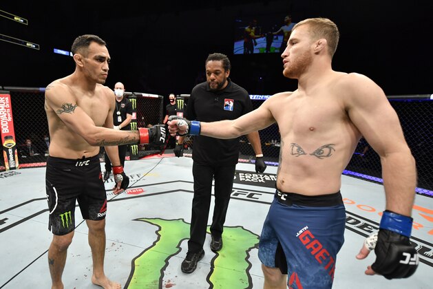 JACKSONVILLE, FLORIDA - MAY 09: (L-R) Opponents Tony Ferguson and Justin Gaethje face off prior to their UFC interim lightweight championship fight during the UFC 249 event at VyStar Veterans Memorial Arena on May 09, 2020 in Jacksonville, Florida. (Photo by Jeff Bottari/Zuffa LLC)