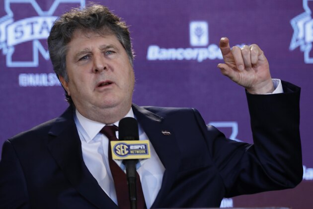 New Mississippi State NCAA college football coach Mike Leach, speaks before reporters and school supporters, Friday, Jan. 10, 2020, at the Starkville, Miss., based university, after being officially introduced as the head coach. (AP Photo/Rogelio V. Solis)