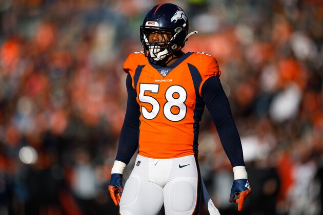 DENVER, CO - DECEMBER 29:  Outside Linebacker Von Miller #58 of the Denver Broncos defends on the play against the Oakland Raiders during the second quarter at Empower Field at Mile High on December 29, 2019 in Denver, Colorado. The Broncos defeated the Raiders 16-15. (Photo by Justin Edmonds/Getty Images)