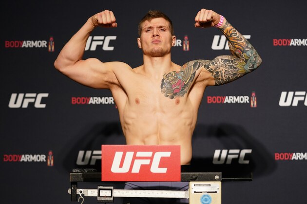 JACKSONVILLE, FLORIDA - MAY 12: Marvin Vettori of Italy poses on the scale during the official UFC Fight Night weigh-in on May 12, 2020 in Jacksonville, Florida. (Photo by Cooper Neill/Zuffa LLC via Getty Images)