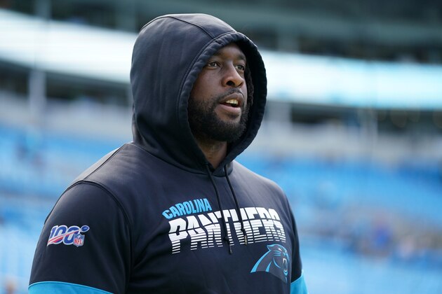 CHARLOTTE, NORTH CAROLINA - NOVEMBER 17: Gerald McCoy #93 of the Carolina Panthers warms up before their game against the Atlanta Falcons at Bank of America Stadium on November 17, 2019 in Charlotte, North Carolina. (Photo by Jacob Kupferman/Getty Images)