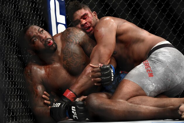 JACKSONVILLE, FLORIDA - MAY 16: Alistair Overeem (top) of the Netherlands fights Walt Harris (bottom) of the United States in their Heavyweight bout during UFC Fight Night at VyStar Veterans Memorial Arena on May 16, 2020 in Jacksonville, Florida. (Photo by Douglas P. DeFelice/Getty Images)