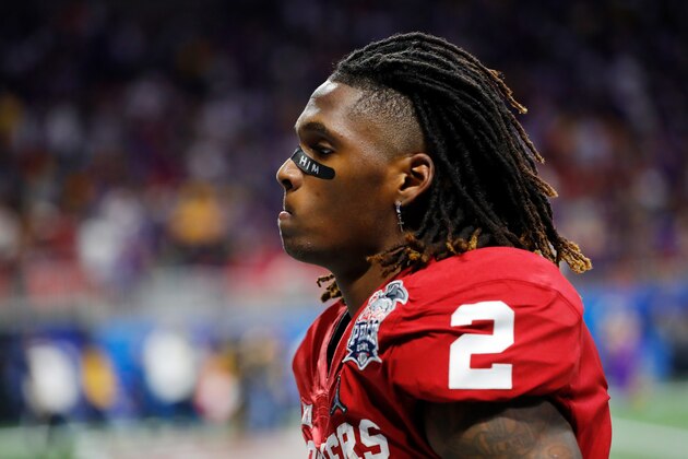 ATLANTA, GEORGIA - DECEMBER 28: Wide receiver CeeDee Lamb #2 of the Oklahoma Sooners looks on from the sidelines during the game against the LSU Tigers in  the Chick-fil-A Peach Bowl at Mercedes-Benz Stadium on December 28, 2019 in Atlanta, Georgia. (Photo by Kevin C. Cox/Getty Images)