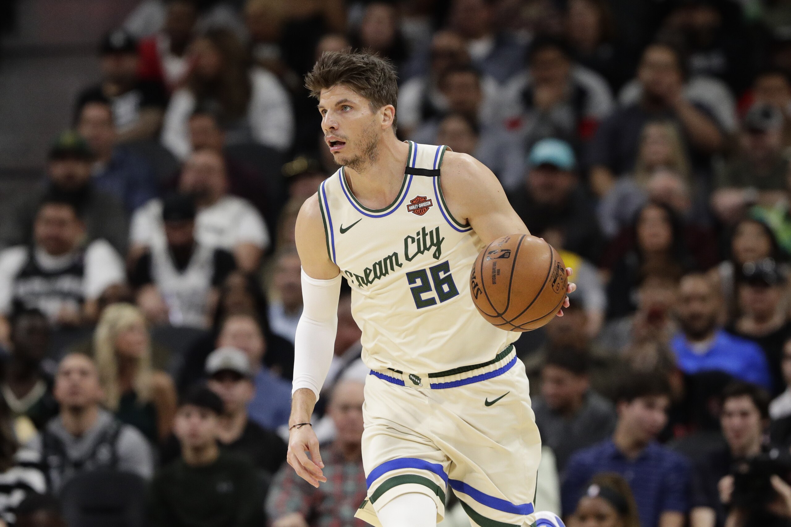 Milwaukee Bucks guard Kyle Korver (26) during the first half of an NBA basketball game against the San Antonio Spurs, in San Antonio, Monday, Jan. 6, 2020. (AP Photo/Eric Gay)