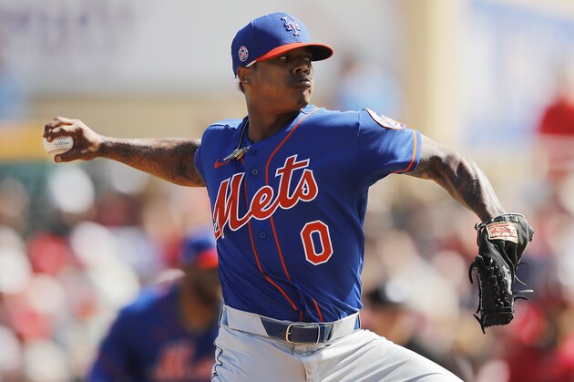 JUPITER, FLORIDA - FEBRUARY 22:  Marcus Stroman #0 of the New York Mets delivers a pitch in the second inning of a Grapefruit League spring training game at Roger Dean Stadium on February 22, 2020 in Jupiter, Florida. (Photo by Michael Reaves/Getty Images)
