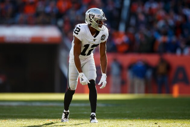 DENVER, CO - DECEMBER 29:  Wide receiver Zay Jones #12 of the Oakland Raiders prepares for the play against the Denver Broncos during the first quarter at Empower Field at Mile High on December 29, 2019 in Denver, Colorado. The Broncos defeated the Raiders 16-15. (Photo by Justin Edmonds/Getty Images)