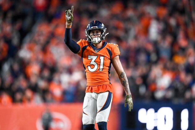 DENVER, CO - NOVEMBER 3:  Justin Simmons #31 of the Denver Broncos celebrates a defensive stop against the Cleveland Browns in the fourth quarter of a game at Empower Field at Mile High on November 3, 2019 in Denver, Colorado.  (Photo by Dustin Bradford/Getty Images)