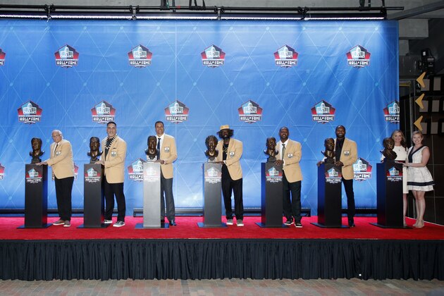 CANTON, OH - AUGUST 03: The Class of 2019 pose with their busts during induction ceremonies at the Pro Football Hall of Fame at Tom Benson Hall Of Fame Stadium on August 3, 2019 in Canton, Ohio. (Photo by Joe Robbins/Getty Images) CANTON, OH - AUGUST 03: The Class of 2019 pose with their busts during induction ceremonies at the Pro Football Hall of Fame at Tom Benson Hall Of Fame Stadium on August 3, 2019 in Canton, Ohio. (Photo by Joe Robbins/Getty Images)