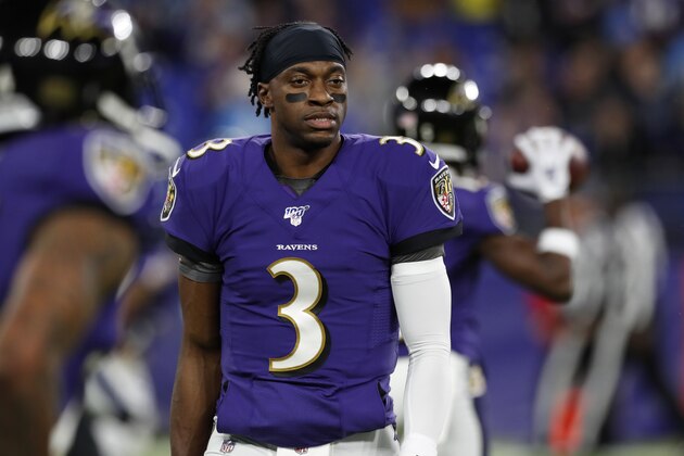 BALTIMORE, MD - JANUARY 11: Robert Griffin III #3 of the Baltimore Ravens stands on the field prior to the AFC Divisional Playoff game against the Tennessee Titans at M&T Bank Stadium on January 11, 2020 in Baltimore, Maryland. (Photo by Todd Olszewski/Getty Images)