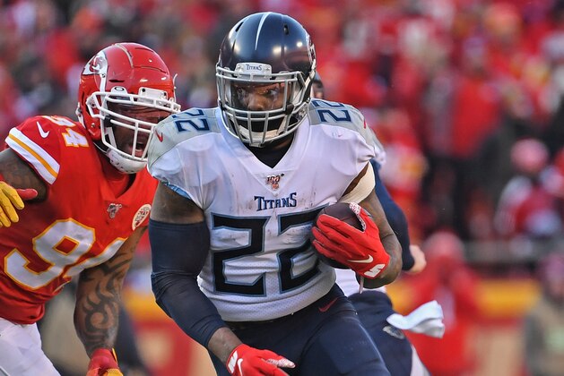 KANSAS CITY, MO - JANUARY 19:  Running back Derrick Henry #22 of the Tennessee Titans runs up field against the Kansas City Chiefs in the first half in the AFC Championship Game at Arrowhead Stadium on January 19, 2020 in Kansas City, Missouri. (Photo by Peter G. Aiken/Getty Images)