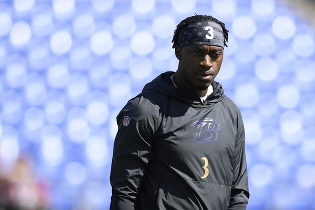 Baltimore Ravens quarterback Robert Griffin III warms up before an NFL football game against the Arizona Cardinals, Sunday, Sept. 15, 2019, in Baltimore. (AP Photo/Nick Wass) Baltimore Ravens quarterback Robert Griffin III warms up before an NFL football game against the Arizona Cardinals, Sunday, Sept. 15, 2019, in Baltimore. (AP Photo/Nick Wass)