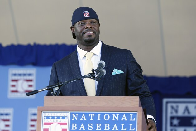 National Baseball Hall of Fame inductee Ken Griffey Jr. speaks during the induction ceremony at Clark Sports Center on Sunday, July 24, 2016, in Cooperstown, N.Y. (AP Photo/Mike Groll)
