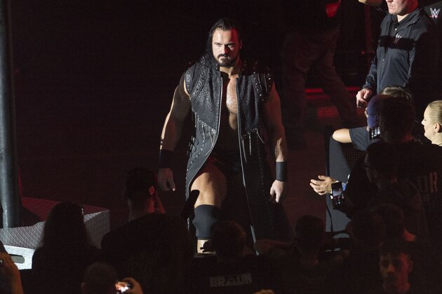 COLOGNE, GERMANY - NOVEMBER 07: Drew McIntyre during the WWE Live Show at Lanxess Arena on November 7, 2018 in Cologne, Germany. (Photo by Marc Pfitzenreuter/Getty Images) COLOGNE, GERMANY - NOVEMBER 07: Drew McIntyre during the WWE Live Show at Lanxess Arena on November 7, 2018 in Cologne, Germany. (Photo by Marc Pfitzenreuter/Getty Images)