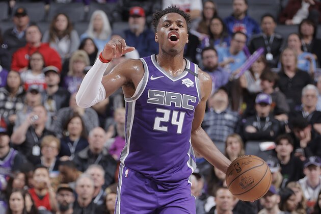 SACRAMENTO, CA - MARCH 8: Buddy Hield #24 of the Sacramento Kings brings the ball up the court against the Toronto Raptors on March 8, 2020 at Golden 1 Center in Sacramento, California. NOTE TO USER: User expressly acknowledges and agrees that, by downloading and or using this photograph, User is consenting to the terms and conditions of the Getty Images Agreement. Mandatory Copyright Notice: Copyright 2020 NBAE (Photo by Rocky Widner/NBAE via Getty Images)