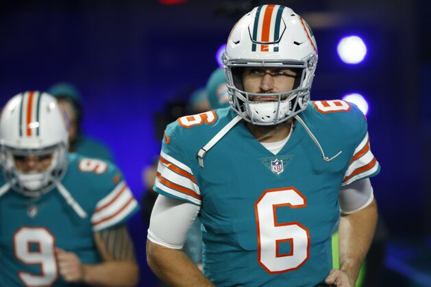 Miami Dolphins quarterback Jay Cutler (6) warms up before an NFL football game against the New England Patriots, Monday, Dec. 11, 2017, in Miami Gardens, Fla. (AP Photo/Wilfredo Lee)