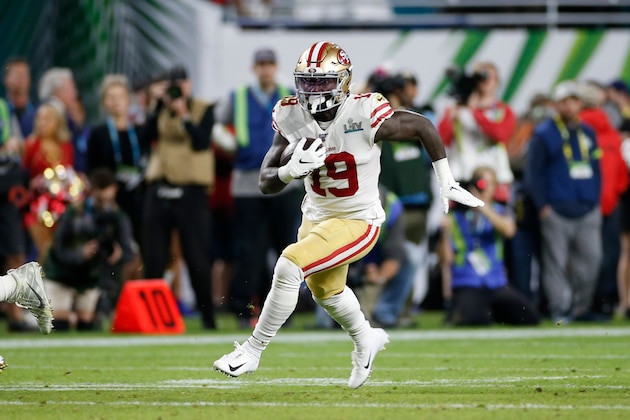 MIAMI, FLORIDA - FEBRUARY 2: Deebo Samuel #19 of the San Francisco 49ers runs after making a reception against the Kansas City Chiefs in Super Bowl LIV at Hard Rock Stadium on February 2, 2020 in Miami, Florida. The Chiefs defeated the 49ers 31-20. (Photo by Michael Zagaris/San Francisco 49ers/Getty Images)