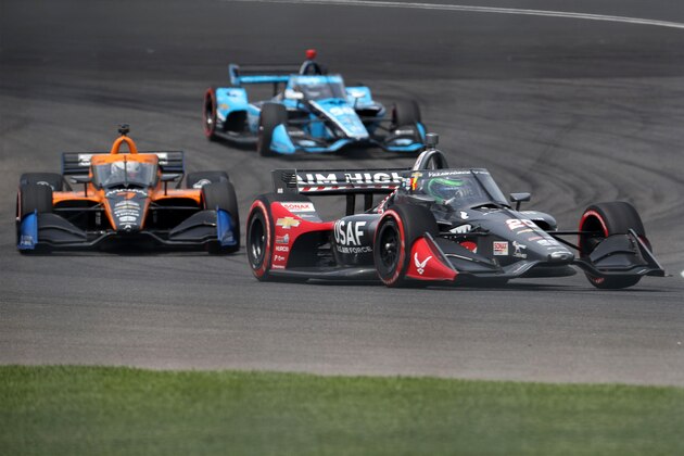 INDIANAPOLIS, INDIANA - JULY 04:  Conor Daly, driver of the #20 U.S. Air Force Ed Carpenter Racing Chevrolet, leads Oliver Askew, driver of the #7 Arrow McLaren SP Chevrolet, during the NTT IndyCar Series GMR Grand Prix at Indianapolis Motor Speedway on July 04, 2020 in Indianapolis, Indiana. (Photo by Chris Graythen/Getty Images)