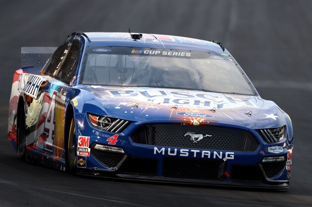 INDIANAPOLIS, INDIANA - JULY 05:  Kevin Harvick, driver of the #4 Busch Light Patriotic Ford, races during the NASCAR Cup Series Big Machine Hand Sanitizer 400 Powered by Big Machine Records at Indianapolis Motor Speedway on July 05, 2020 in Indianapolis, Indiana. (Photo by Jamie Squire/Getty Images)