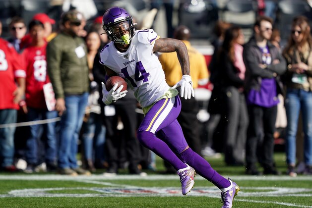 SANTA CLARA, CALIFORNIA - JANUARY 11:  Stefon Diggs #14 of the Minnesota Vikings warms up prior to their NFC Divisional Round Playoff game against the San Francisco 49ers at Levi's Stadium on January 11, 2020 in Santa Clara, California. (Photo by Thearon W. Henderson/Getty Images)