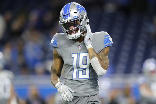 DETROIT, MI - NOVEMBER 28: Kenny Golladay #19 of the Detroit Lions looks one during warm ups prior to the start of a game against the Chicago Bears at Ford Field on November 28, 2019 in Detroit, Michigan. (Photo by Rey Del Rio/Getty Images)