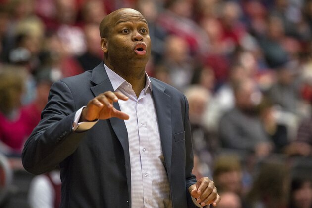 Oregon State head coach Craig Robinson yells instructions to his players during the first half of an NCAA college basketball game against Washington State on Wednesday, Jan. 22, 2014, at Beasley Coliseum in Pullman, Wash. Oregon State won 66-55. (AP Photo/Dean Hare)