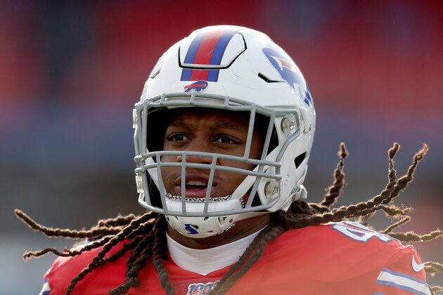 ORCHARD PARK, NEW YORK - DECEMBER 08: Tremaine Edmunds #49 of the Buffalo Bills warms up before an NFL game against the Baltimore Ravens at New Era Field on December 08, 2019 in Orchard Park, New York. (Photo by Bryan M. Bennett/Getty Images)