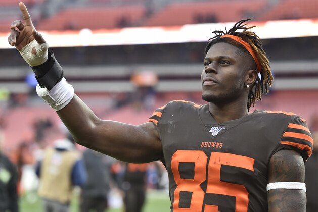 Cleveland Browns tight end David Njoku celebrates after the Browns defeated the Cincinnati Bengals 27-19 in an NFL football game, Sunday, Dec. 8, 2019, in Cleveland. The Browns won 27-19. (AP Photo/David Richard)