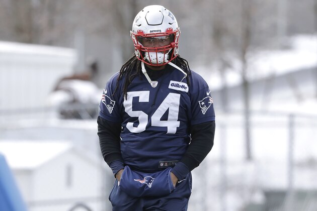 New England Patriots linebacker Dont'a Hightower warms up during an NFL football practice, Wednesday, Dec. 18, 2019, in Foxborough, Mass. (AP Photo/Steven Senne)