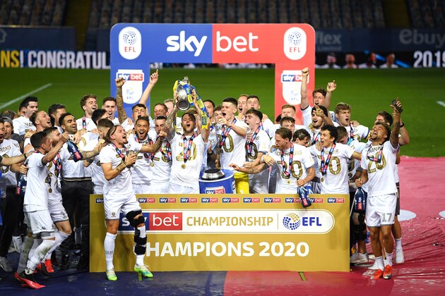 PSG's Edinson Cavani celebrates after scoring his side's fourth goal during the League One soccer match between Paris Saint Germain and Lyon at the Parc des Princes stadium in Paris, Sunday, Feb. 9, 2020. (AP Photo/Thibault Camus)