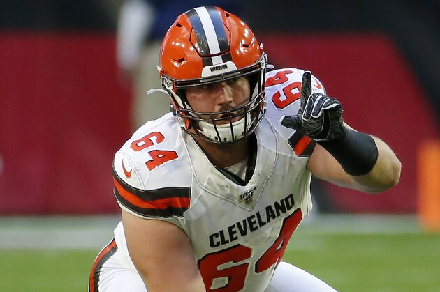 Cleveland Browns center JC Tretter (64) lines up against the Arizona Cardinals during the first half of an NFL football game, Sunday, Dec. 15, 2019, in Glendale, Ariz. (AP Photo/Rick Scuteri)