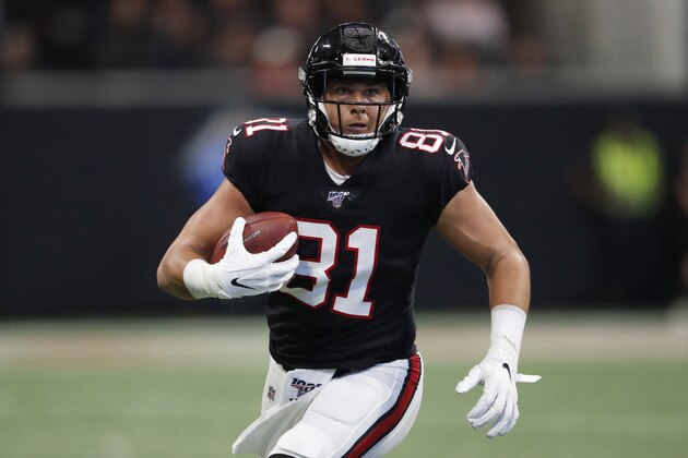 FILE - In this Sept. 29, 2019, file photo, Atlanta Falcons tight end Austin Hooper (81) runs against the Tennessee Titans during the first half of an NFL football game in Atlanta. The Browns are working toward a deal with two-time Pro Bowl free agent tight end Austin Hooper, a person familiar with the negotiations told The Associated Press. Hooper was one of the main free agency targets for Cleveland, said the person who spoke on condition of anonymity because teams canâ€™t officially announce deals until Wednesday, Marcg 18, 2020.(AP Photo/John Bazemore, File)