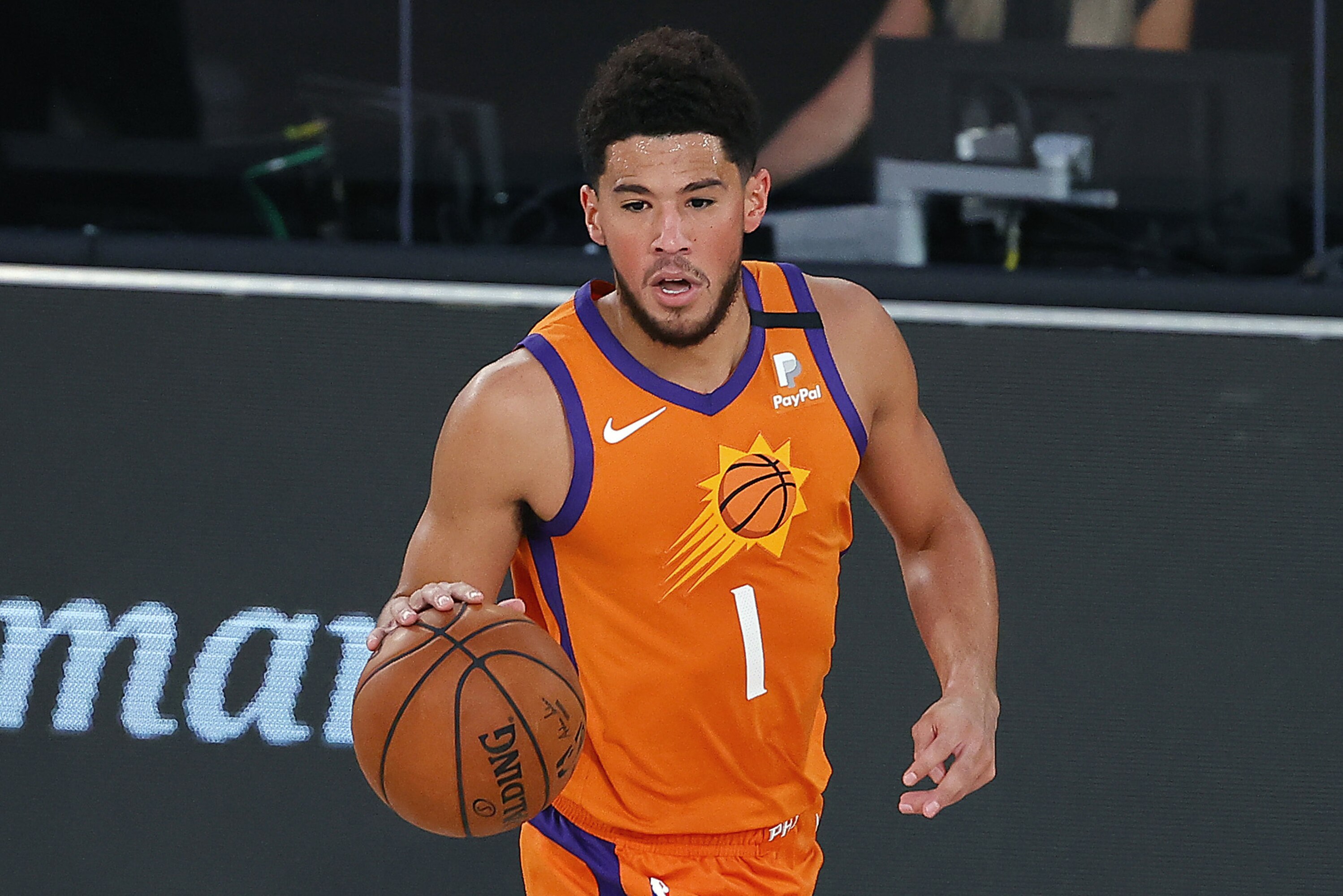 Devin Booker Outduels T.J. Warren as Suns Beat Pacers, Continue Hot Streak