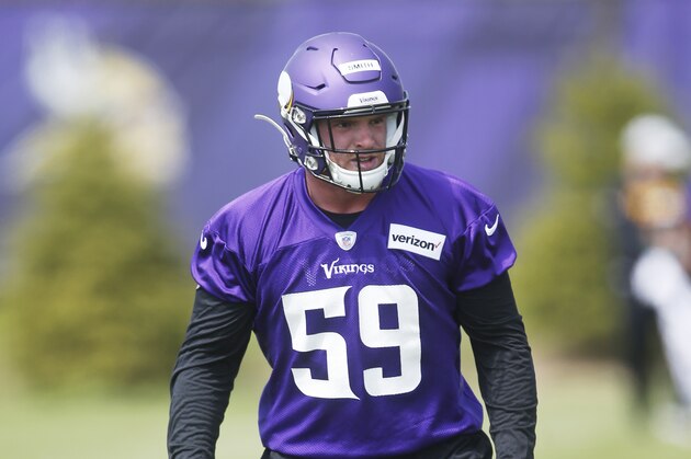 Minnesota Vikings linebacker Cameron Smith works out during rookie minicamp at the NFL football team's complex Friday, May 3, 2019, in Eagan, Minn. (AP Photo/Jim Mone)