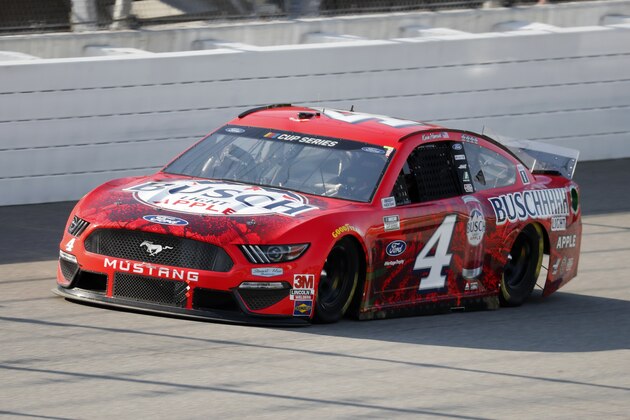 Kevin Harvick competes during a NASCAR Cup Series auto race at Michigan International Speedway in Brooklyn, Mich., Saturday, Aug. 8, 2020. (AP Photo/Paul Sancya)