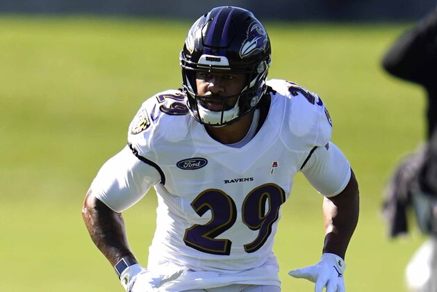 Baltimore Ravens safety Earl Thomas III works out during an NFL football camp practice, Tuesday, Aug. 18, 2020, in Owings Mills, Md. (AP Photo/Julio Cortez)